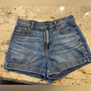 AMERICAN EAGLE JEAN SHORTS!